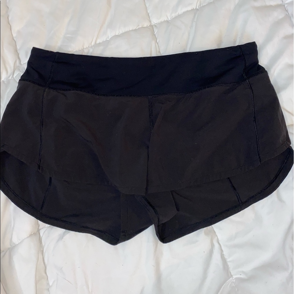 Black 2.5” Lululemon Shorts